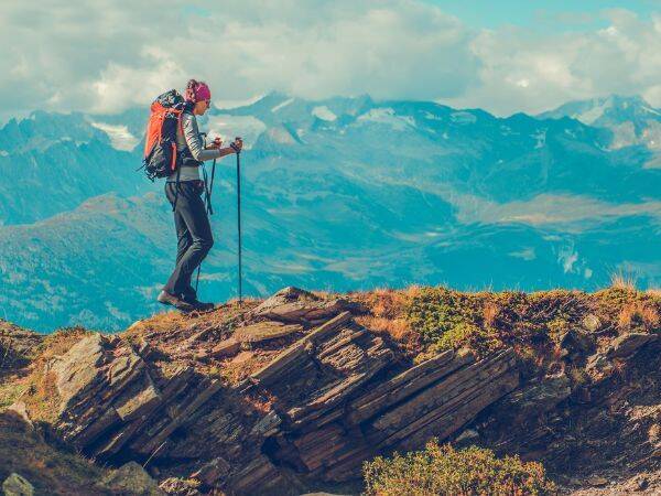 Treking - co to jest i jak przygotować się do wędrówki górskiej